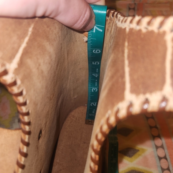 Leather tooled purse - Picture 9 of 9